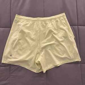 Lululemon Pace Breaker Short 5” LL